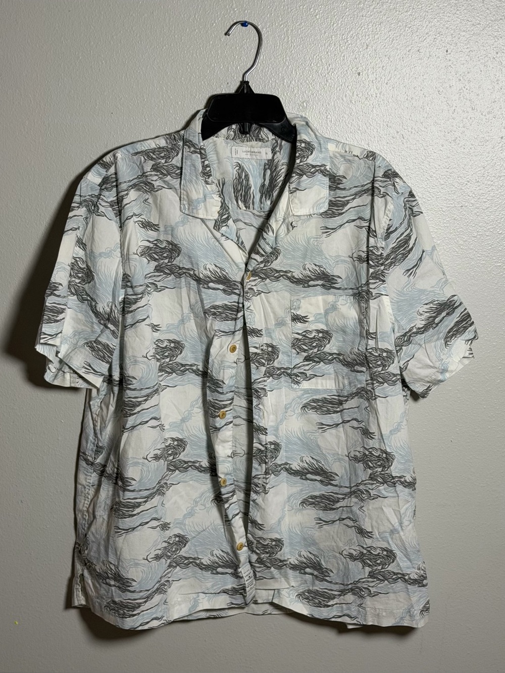Lucky Brand Men Blue/White Wave‎ Print Hawaiian Beach Button-Down Shirt size XL